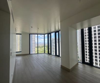 Semi Furnished 3BR Signature Condo with 3 Parking Slots for Rent 