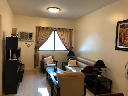 BEAUTIFUL 1 BEDROOM WITH PARKING @ ALPHA SALCEDO  FOR LEASE