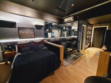 Fully Furnished Studio Unit at Twin Oaks Place for Rent