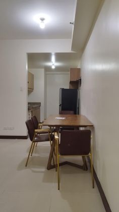 2 Bedroom Unit in Fully Furnished facing Ortigas