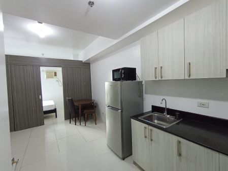 Fully Furnished 1 Bedroom Condo Unit for Rent Unit 2030