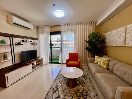 Fully Furnished 1BR at The Alcoves