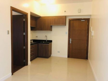 Spacious 1BR Unit at the Sapphire Bloc near the Medical City