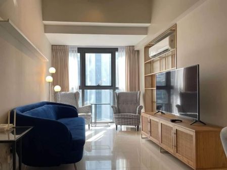 Fully Furnished 2 Bedroom Unit at Uptown Ritz for Rent