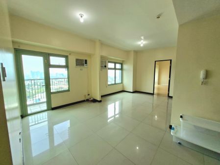 The Magnolia Residences Semi Furnished 3 Bedroom for Rent