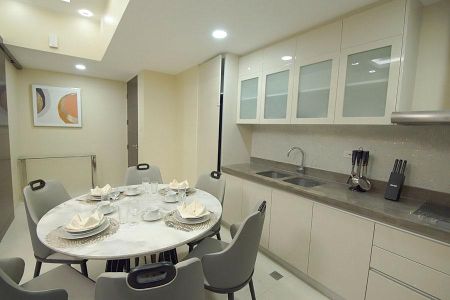 2BR Fully Furnished Unit for Rent at Grand Hyatt Taguig 