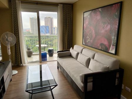 Sequoia Two Serendra 2 Bedroom For Rent