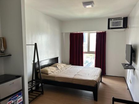 Fully Furnished Studio Condo at Goldland Millenia Suites