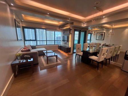 For Lease 1 Bedroom Condo Unit in Edades Tower at Rockwell Makati
