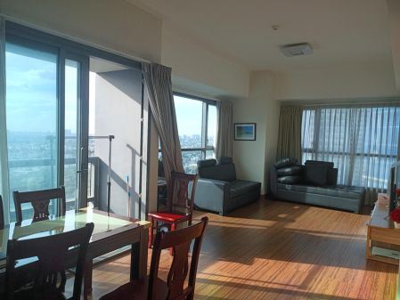 Fully Furnished 1 Bedroom Unit at Shang Salcedo Place for Rent