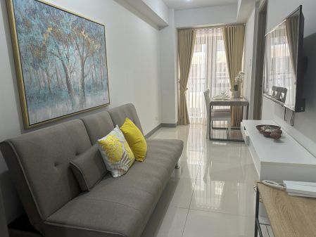 Fully Furnished 1 Bedroom Unit at SMDC S Residences for Rent