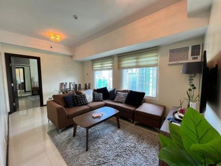 Spacious 2 Bedroom for Rent in Trion Towers Taguig