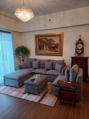Fully Furnished 2 Bedroom Unit at Shang Salcedo Place for Rent