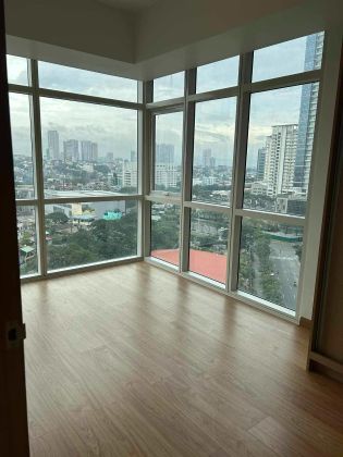 2 Bedroom Unfurnished for Rent in Times Square West