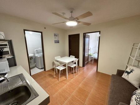 Fully Furnished 2 Bedroom Unit at One Oasis Cebu for Rent