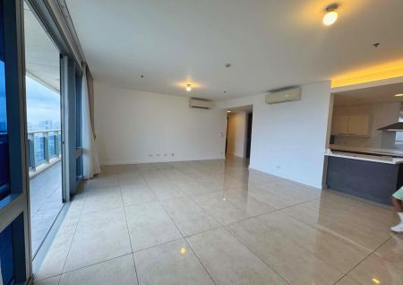 For Rent 3BR Condo with 2 Parking at The Suites BGC