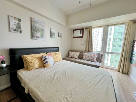 Fully Furnished Studio Unit at Solinea for Rent
