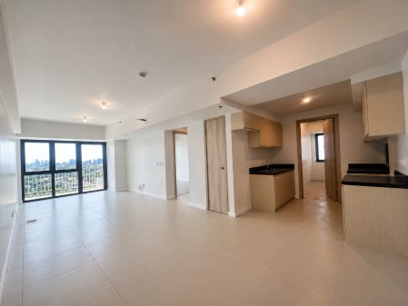 Brand New 3BR Flex at Callisto Circuit Makati