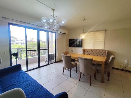 3 Bedroom Unit with Parking for Rent at The Birchwood Taguig