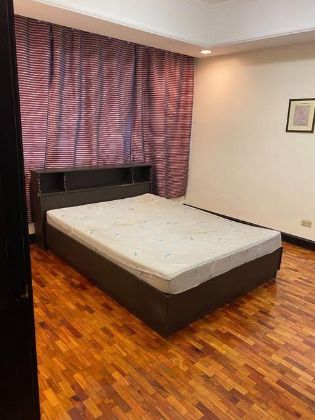 2 Bedroom Furnished for Rent in Orient Mansions