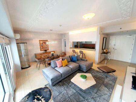 An Artfully Curated 2 Bedroom at One Serendra
