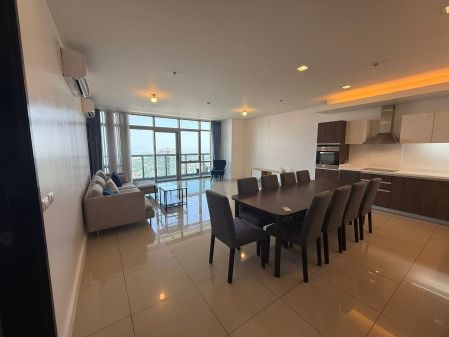 Spacious 2BR Furnished Unit with Maid s Room in East Gallery Plac