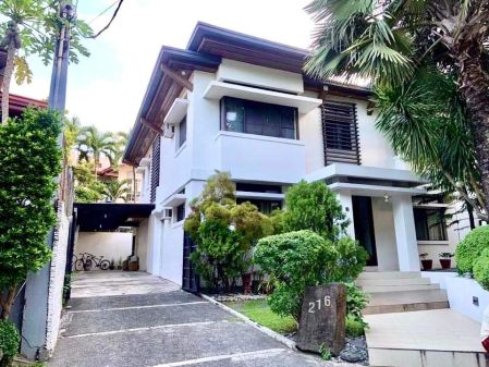 Unfurnished 4 Bedroom House at Ayala Alabang Village for Rent