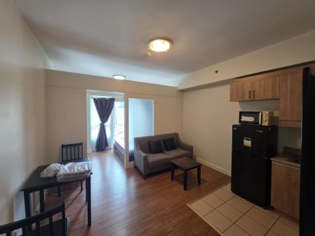 Fully Furnished 1 Bedroom Unit at The Grand Midori Makati