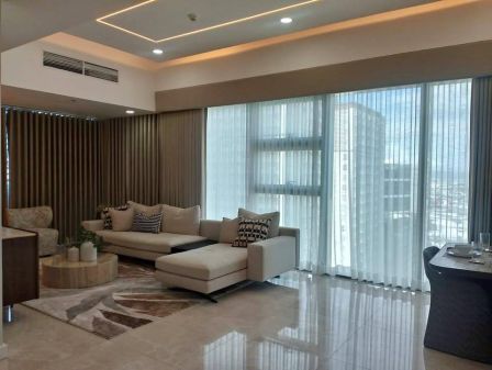 Fully Furnished 3 Bedroom Unit in Two Roxas Triangle