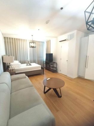 Fully Furnished Studio Unit in Park Terraces Makati City