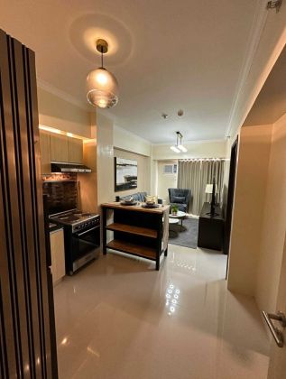 Fully Furnished 1 Bedroom Unit at The Montane for Rent