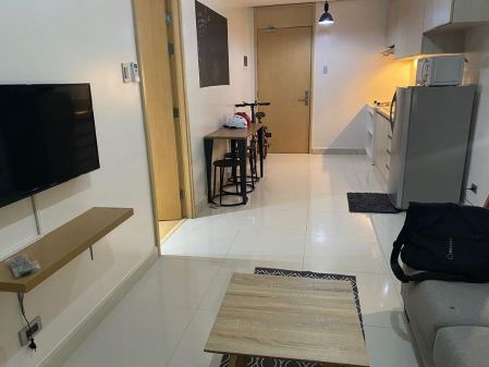 1br Condo in Signa Residences,Makati for Rent