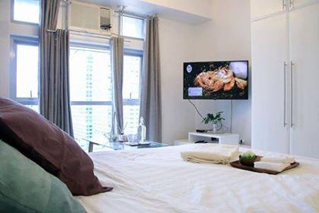 Furnished Studio for Rent in Greenbelt Excelsior Makati