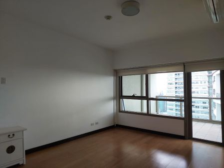 Unfurnished 2 Bedroom with Balcony in TRAG Manila Tower