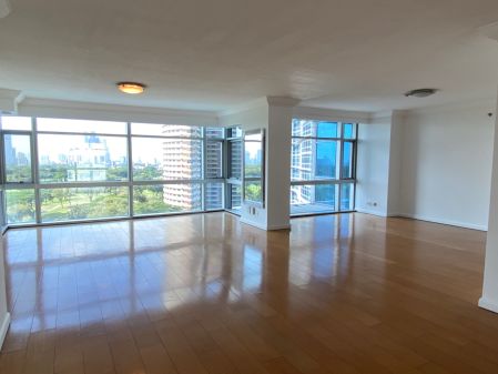 3bedroom Semi-furnished condo unit in Pacific Plaza Tower