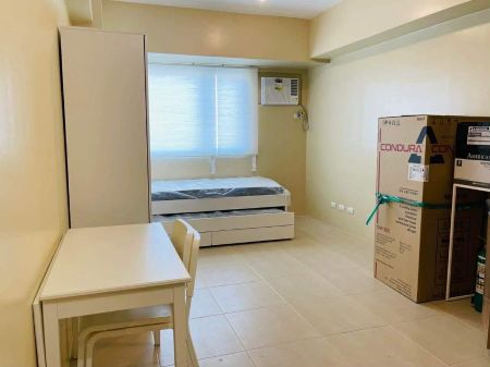 Fully Furnished Studio at Avida Towers Prime Taft Pasay