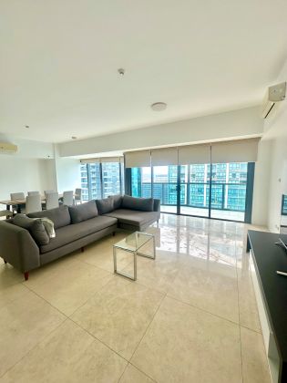 Fully Furnished 3 Bedroom Unit at Grand Hyatt Manila for Rent