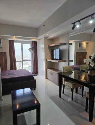 Fully Furnished Studio at The Senta Makati Greenbelt