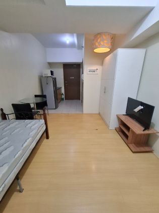 Studio Lower Floor Unit in One Archers Place