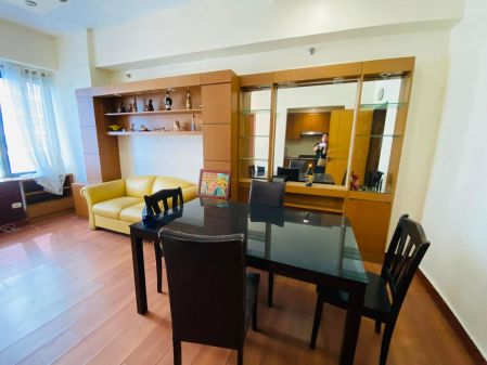 Fully Furnished Studio Unit at Eastwood Parkview for Rent