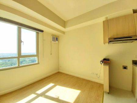 Studio For Rent at The Grove by Rockwell Pasig near ASMPH