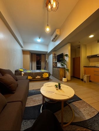 Fully Furnished Studio Unit with WIFI