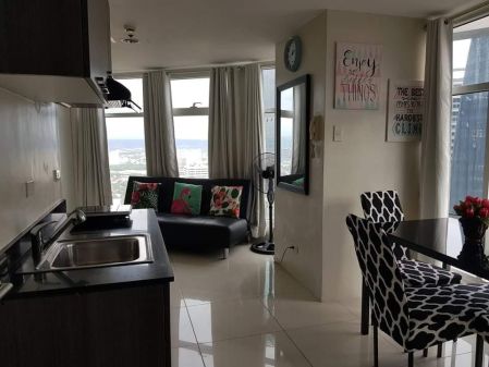 Fully Furnished 1BR for Rent in The Currency Towers Pasig
