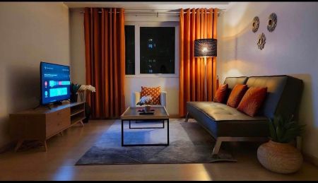 South of Market BGC 2 Bedroom Unit for Rent 