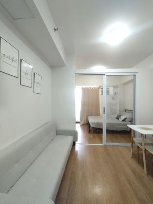 1 Bedroom Fully Furnished Condo for Rent at Infina Towers