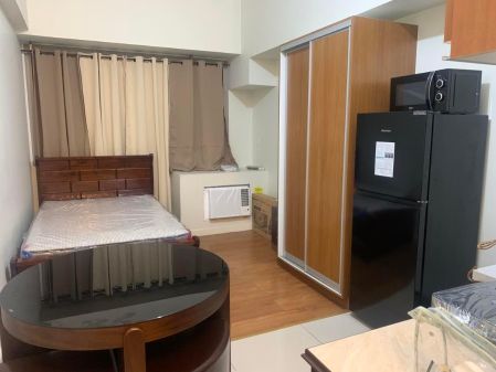 Fully Furnished Studio Unit for Rent at Eton Tower Makati