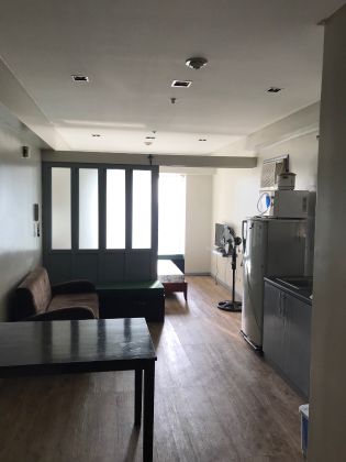 Fully Furnished Studio Unit at The Columns Ayala Avenue for Rent