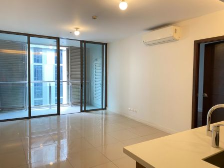 Company Owned Duo Suite Condo Unit in Arca South Taguig