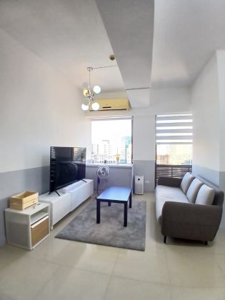 Bellagio 3 2BR for Rent 25th Floor 85sqm Fully Furnished 1 Parkin