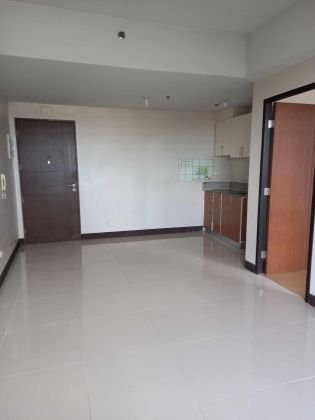 Unfurnished 1 Bedroom Unit at Manhattan Heights for Rent